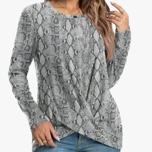 Crewneck Long Sleeve Blouse Front Twist Top Snake Print Gray White size X-Large